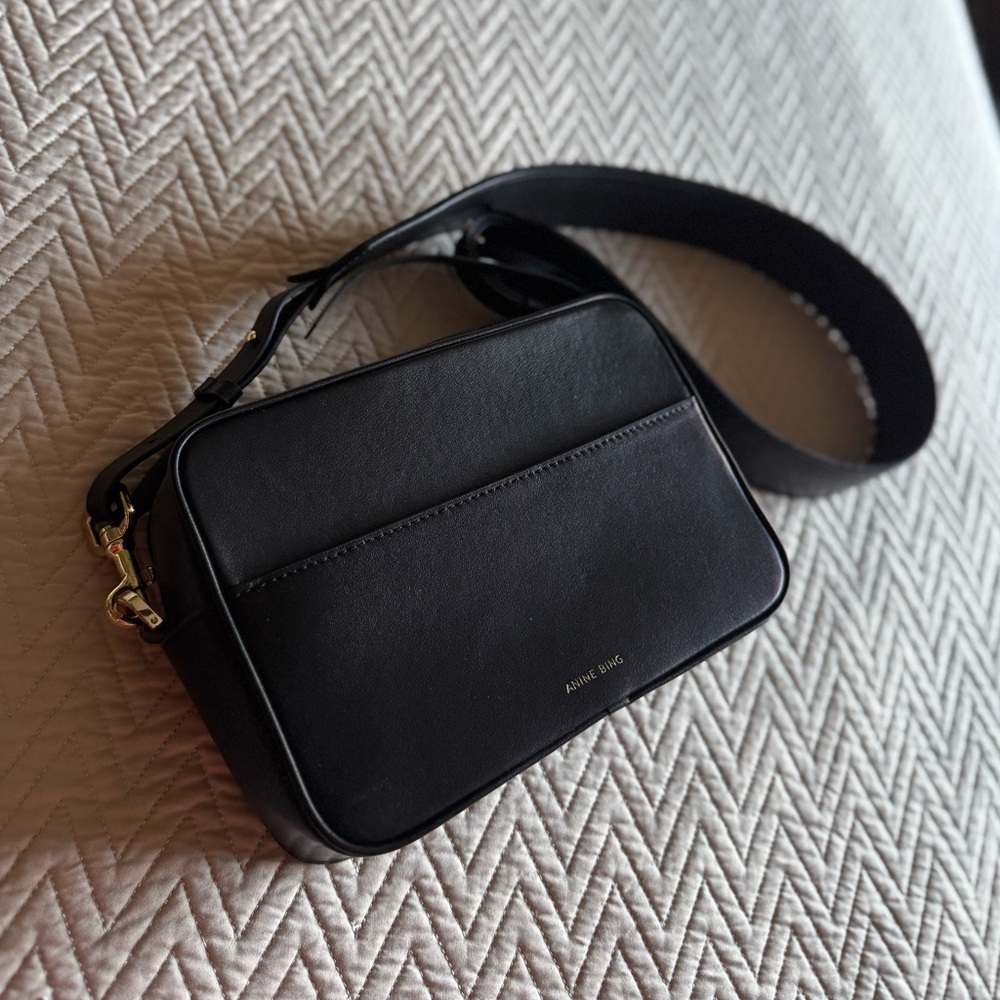 🎉WEEKEND SALE🎉Anine Bing Solid Black Alice Bag - Picture 2 of 15